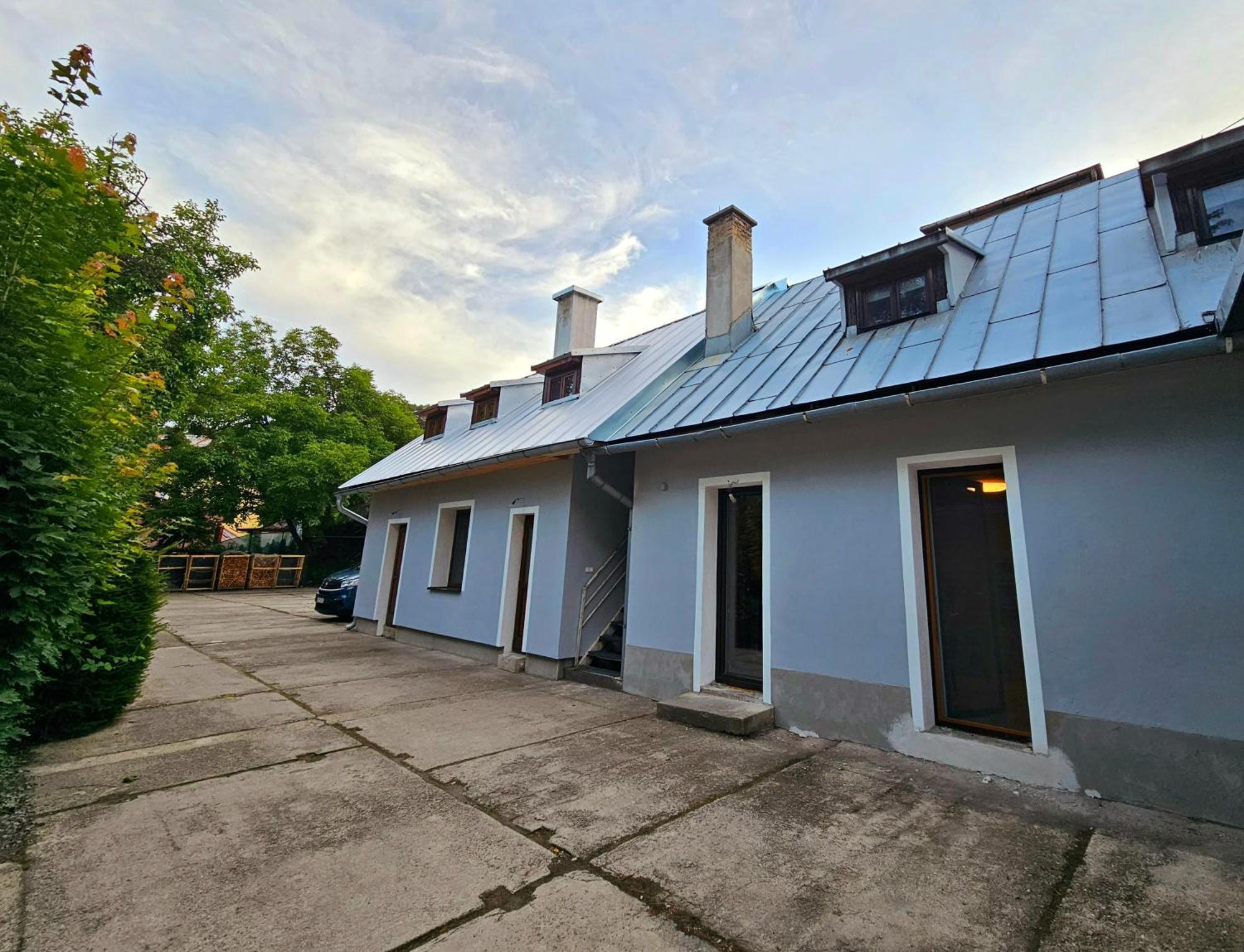 Uv Apartmany บันสกา ชีอาว์นีซา ภายนอก รูปภาพ